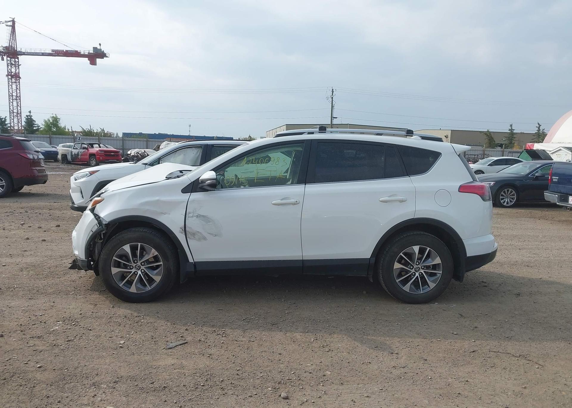 2016 TOYOTA RAV4 HYBRID XLE