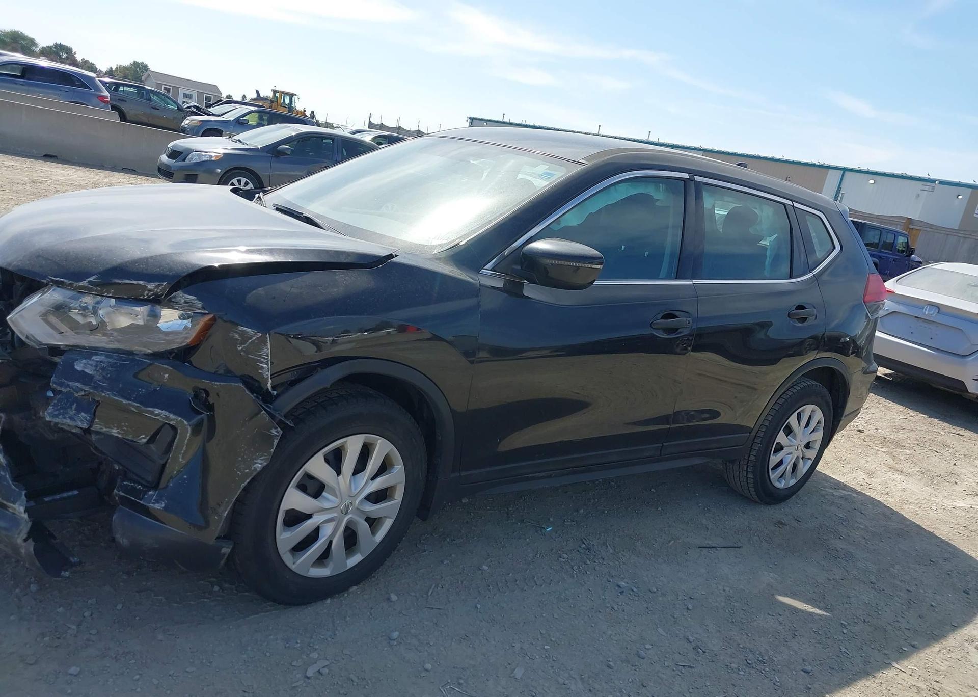 2017 NISSAN ROGUE S