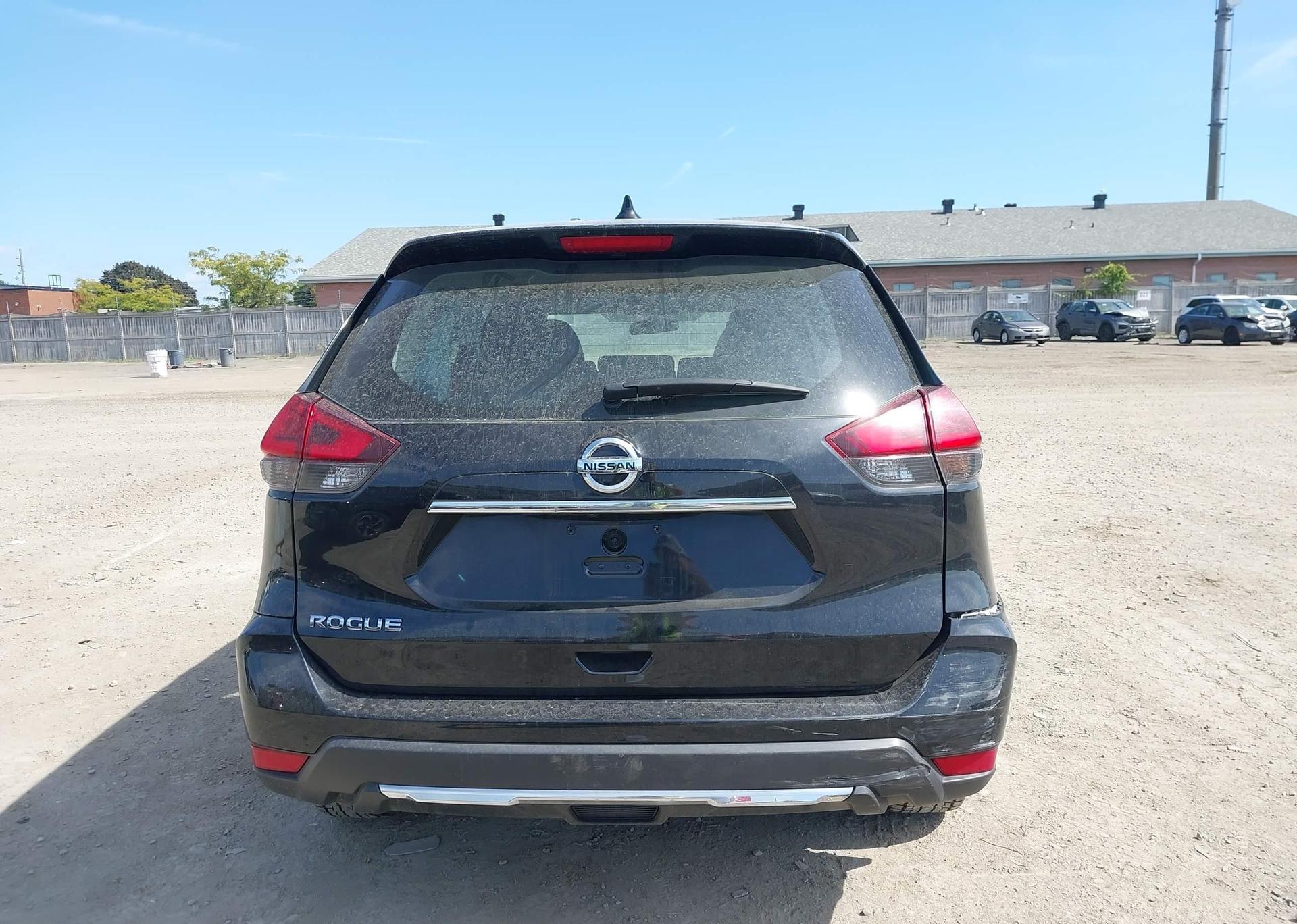 2017 NISSAN ROGUE S