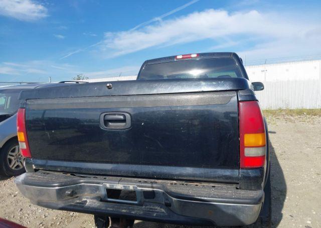 2002 CHEVROLET SILVERADO 1500HD LS