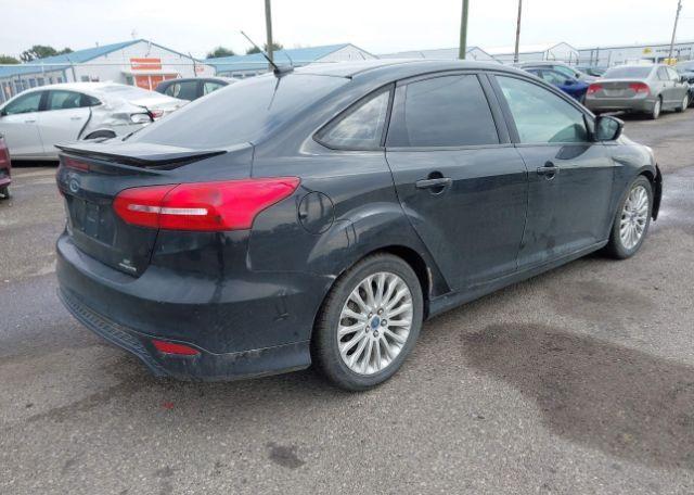 2015 FORD FOCUS SE