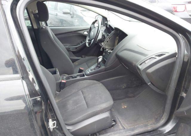 2015 FORD FOCUS SE