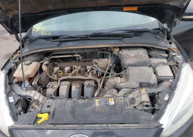2015 FORD FOCUS SE