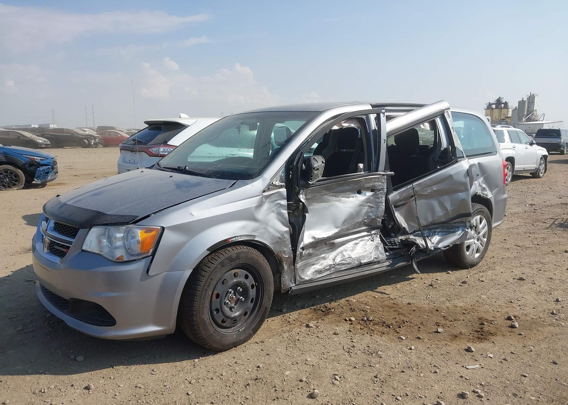 2016 DODGE GRAND CARAVAN SE