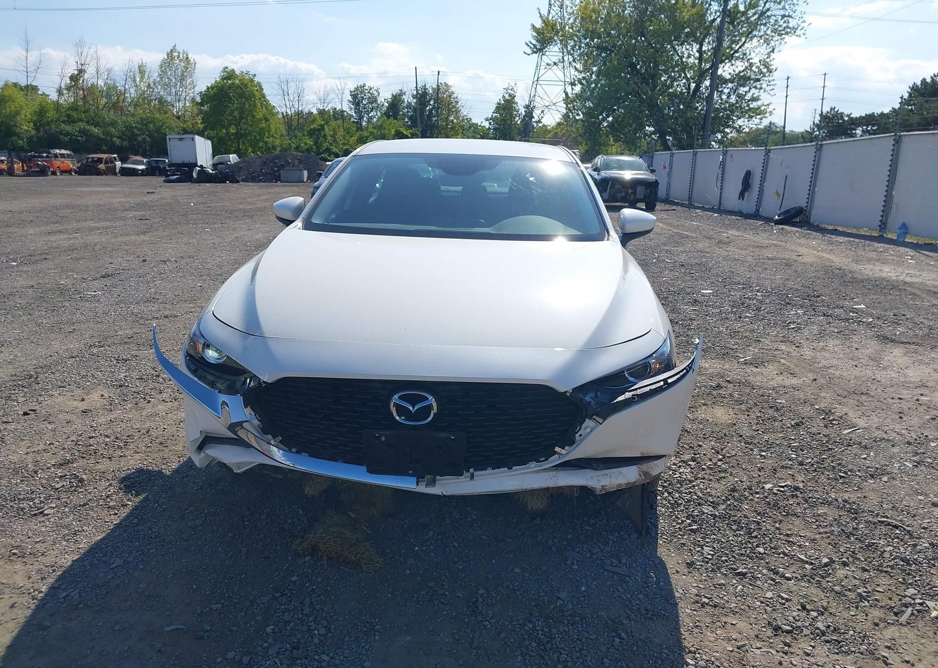 2024 MAZDA 3 SELECT SPORT