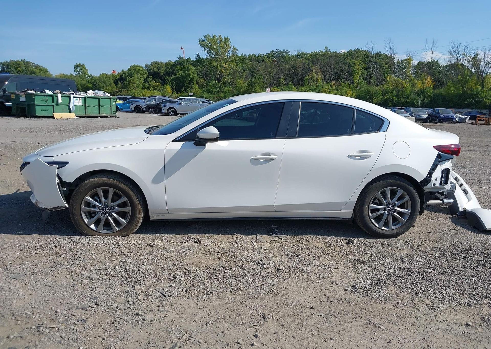 2024 MAZDA 3 SELECT SPORT
