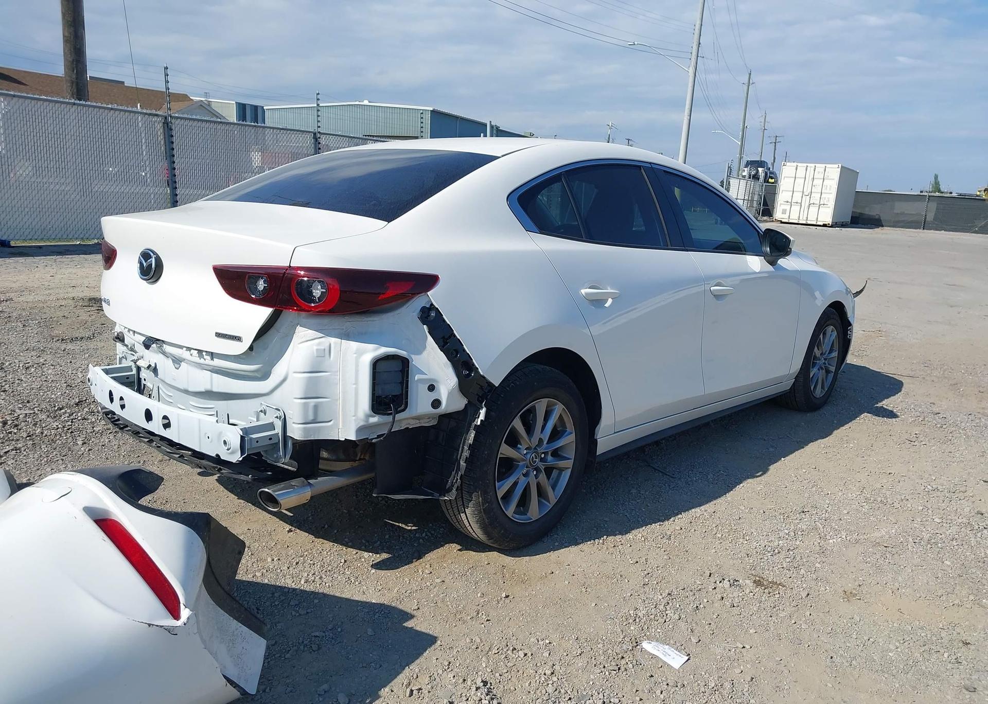 2024 MAZDA 3 SELECT SPORT