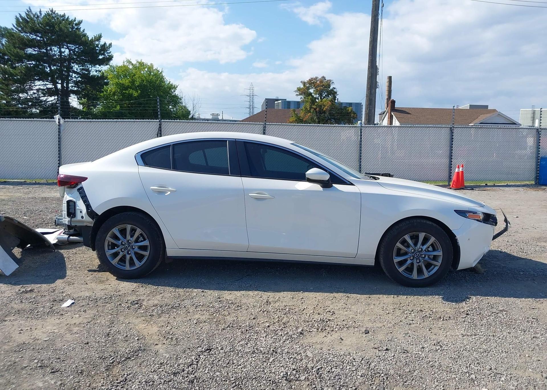 2024 MAZDA 3 SELECT SPORT