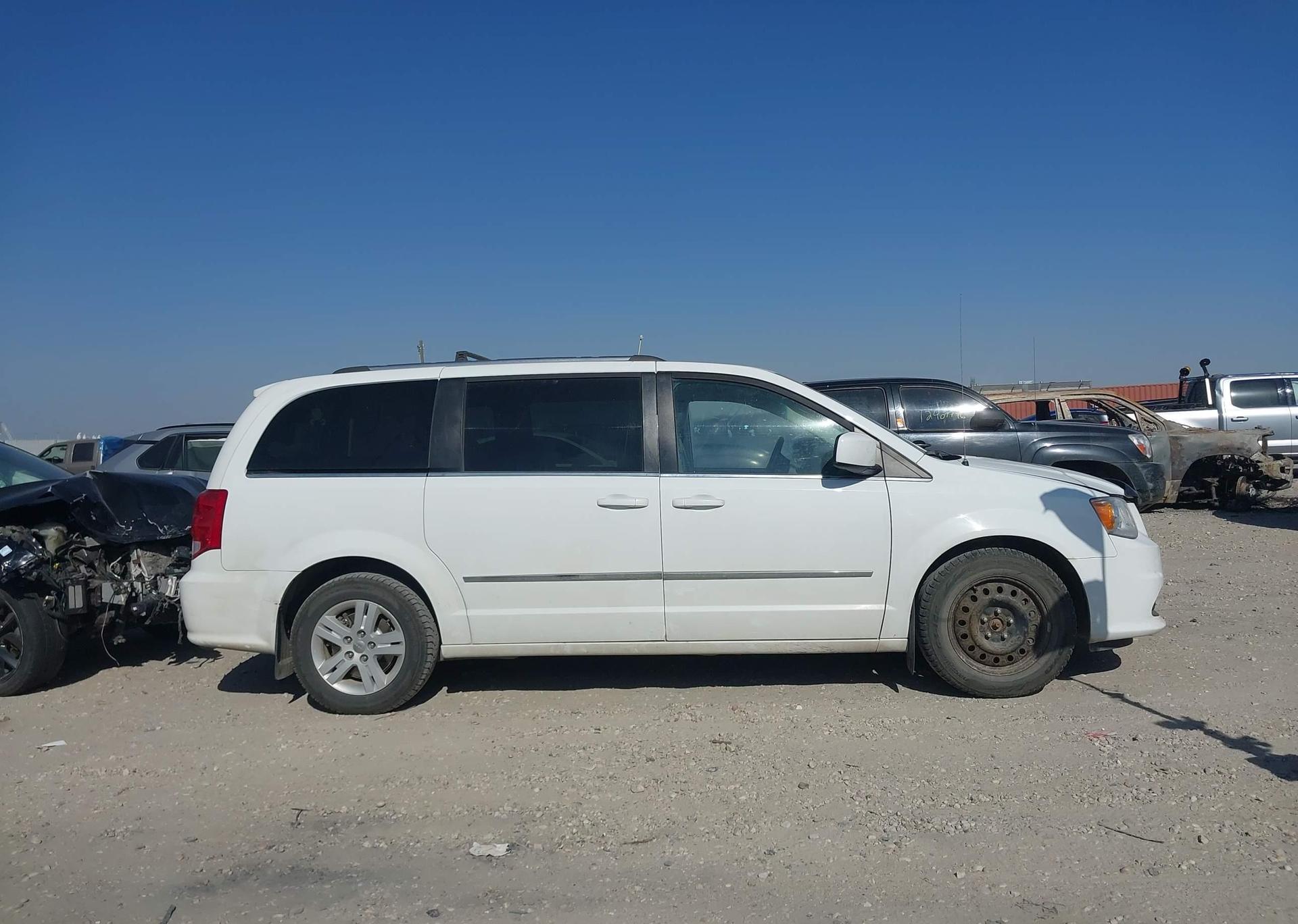 2017 DODGE GRAND CARAVAN CREW