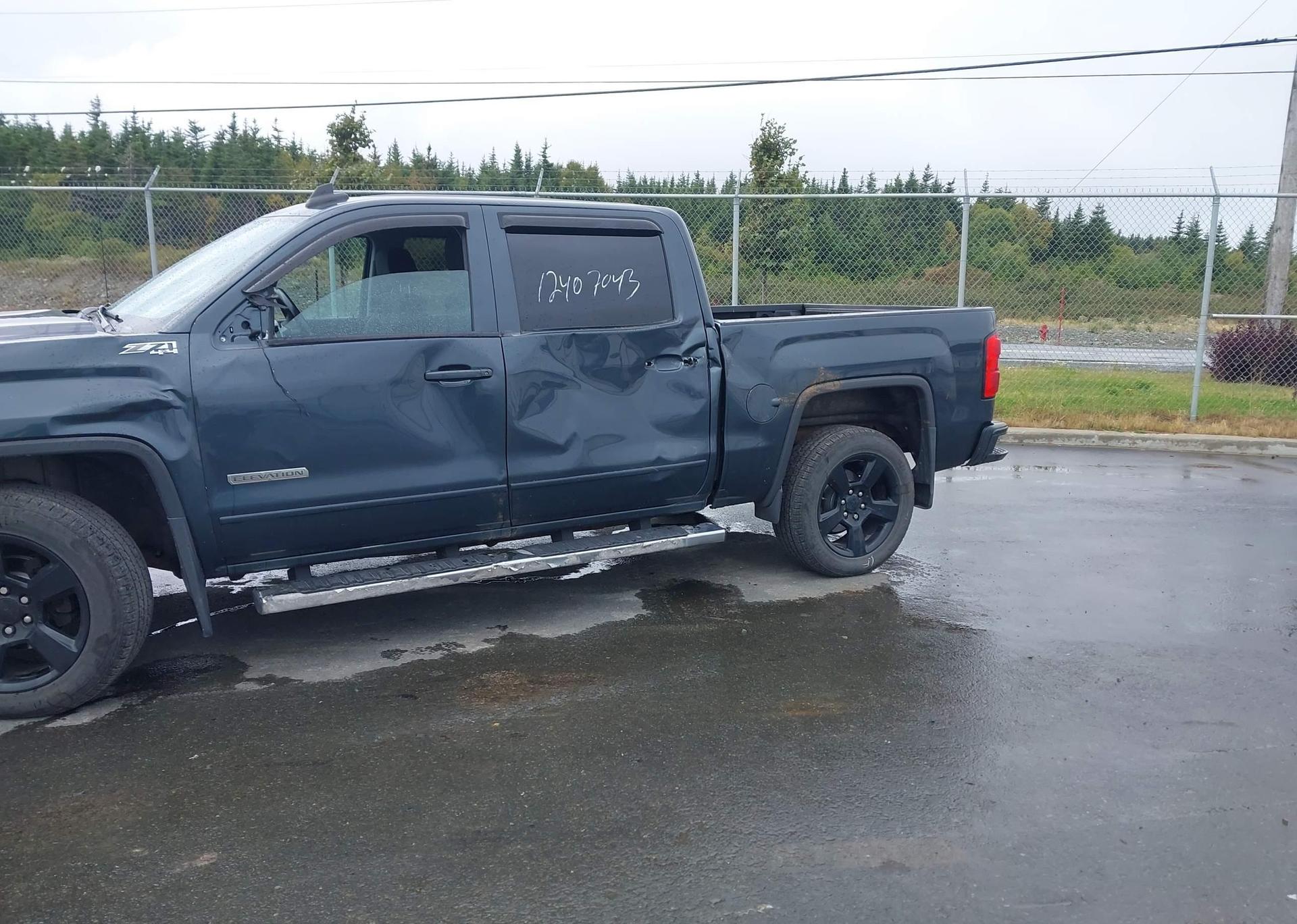 2017 GMC SIERRA 1500 SLE