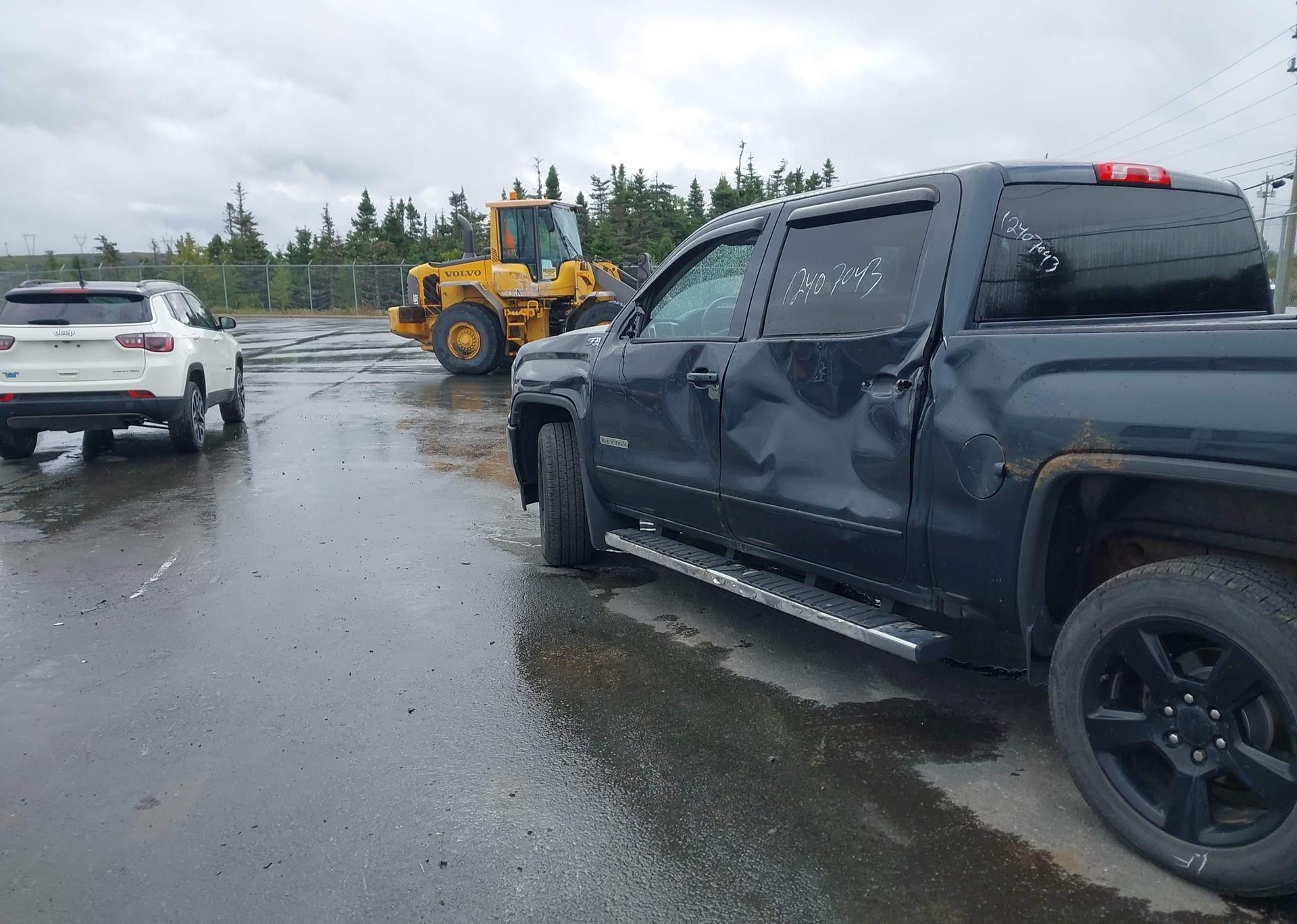 2017 GMC SIERRA 1500 SLE