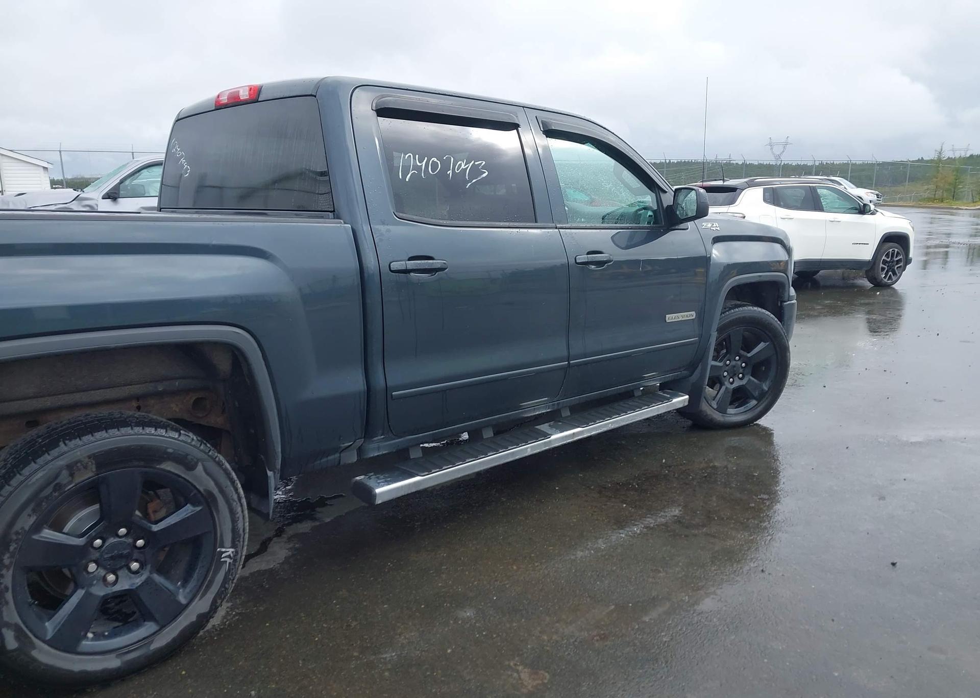 2017 GMC SIERRA 1500 SLE