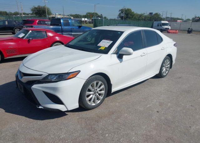 2020 TOYOTA CAMRY SE