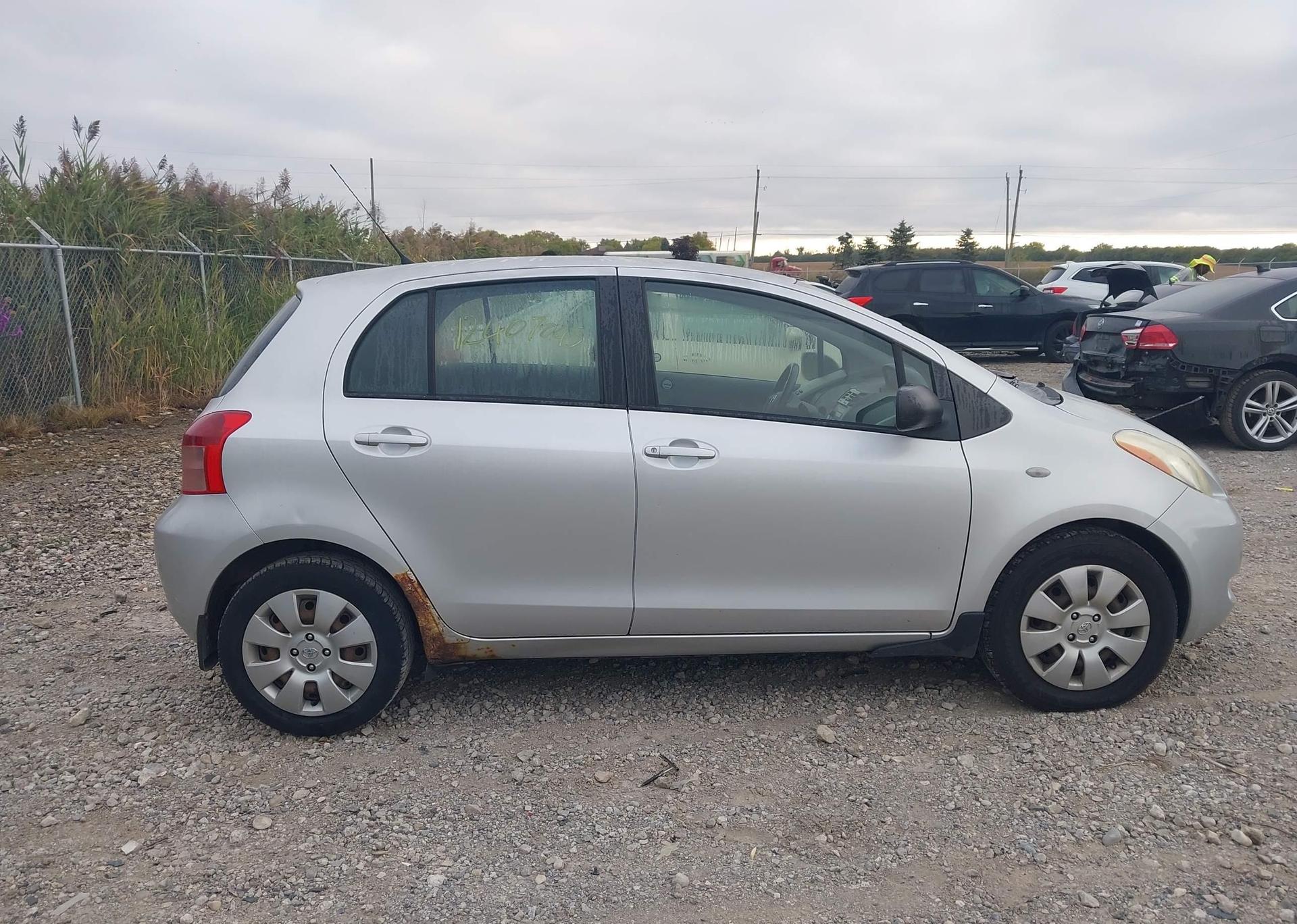 2008 TOYOTA YARIS