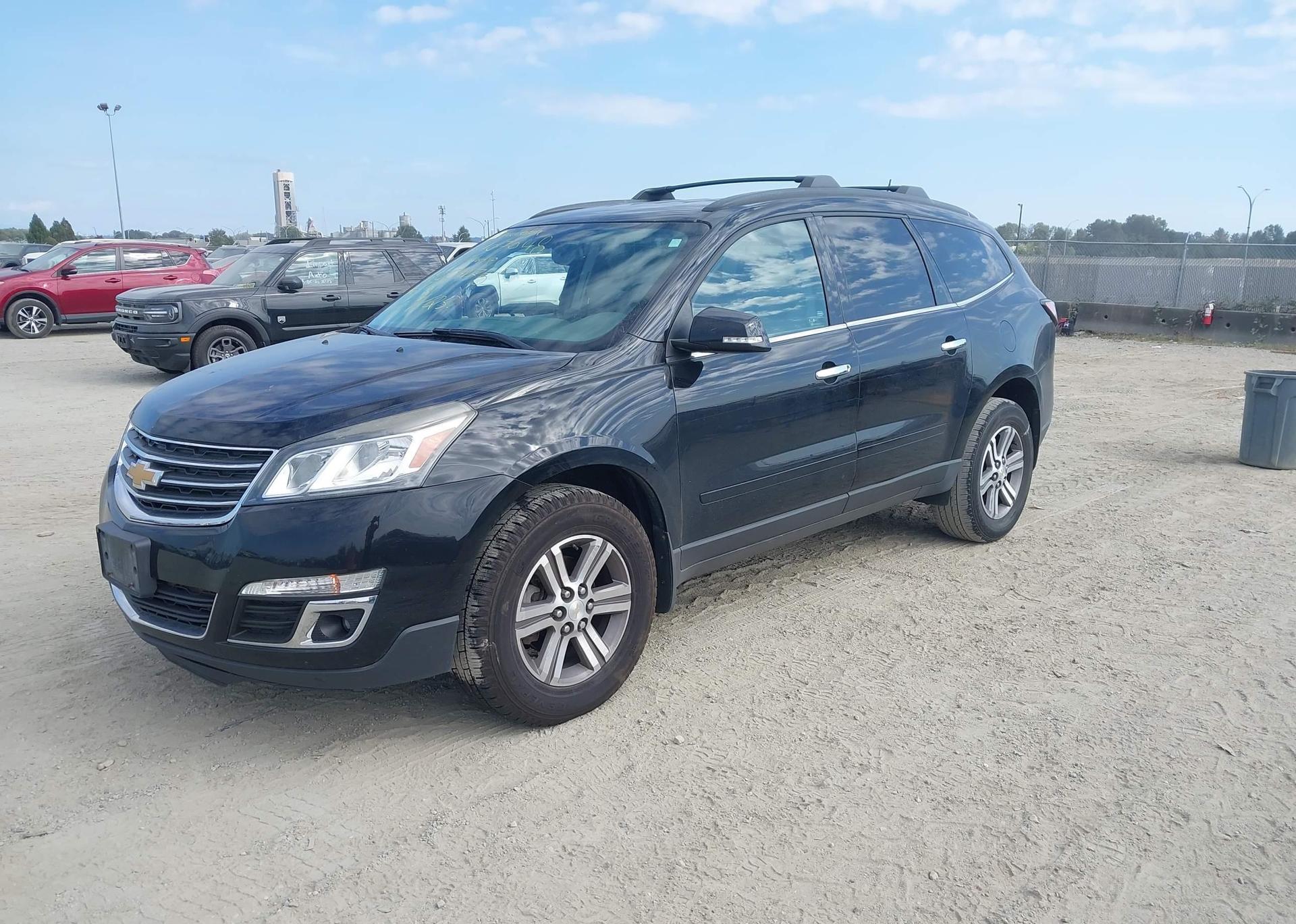2017 CHEVROLET TRAVERSE LT
