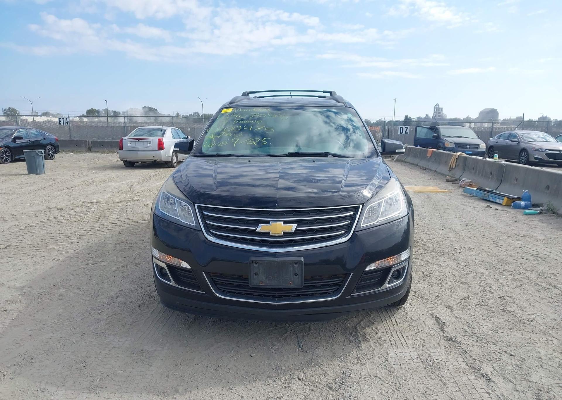 2017 CHEVROLET TRAVERSE LT