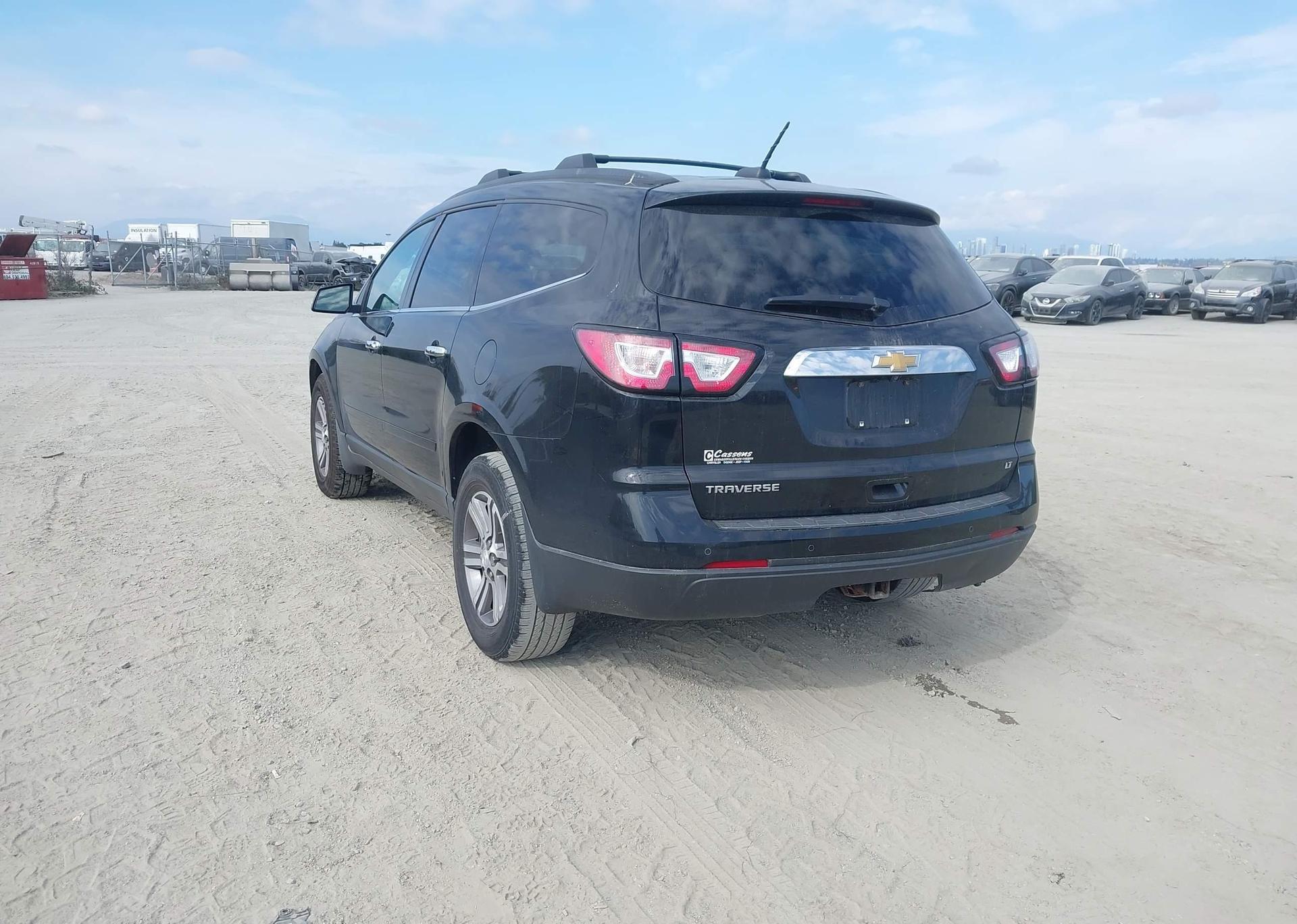 2017 CHEVROLET TRAVERSE LT