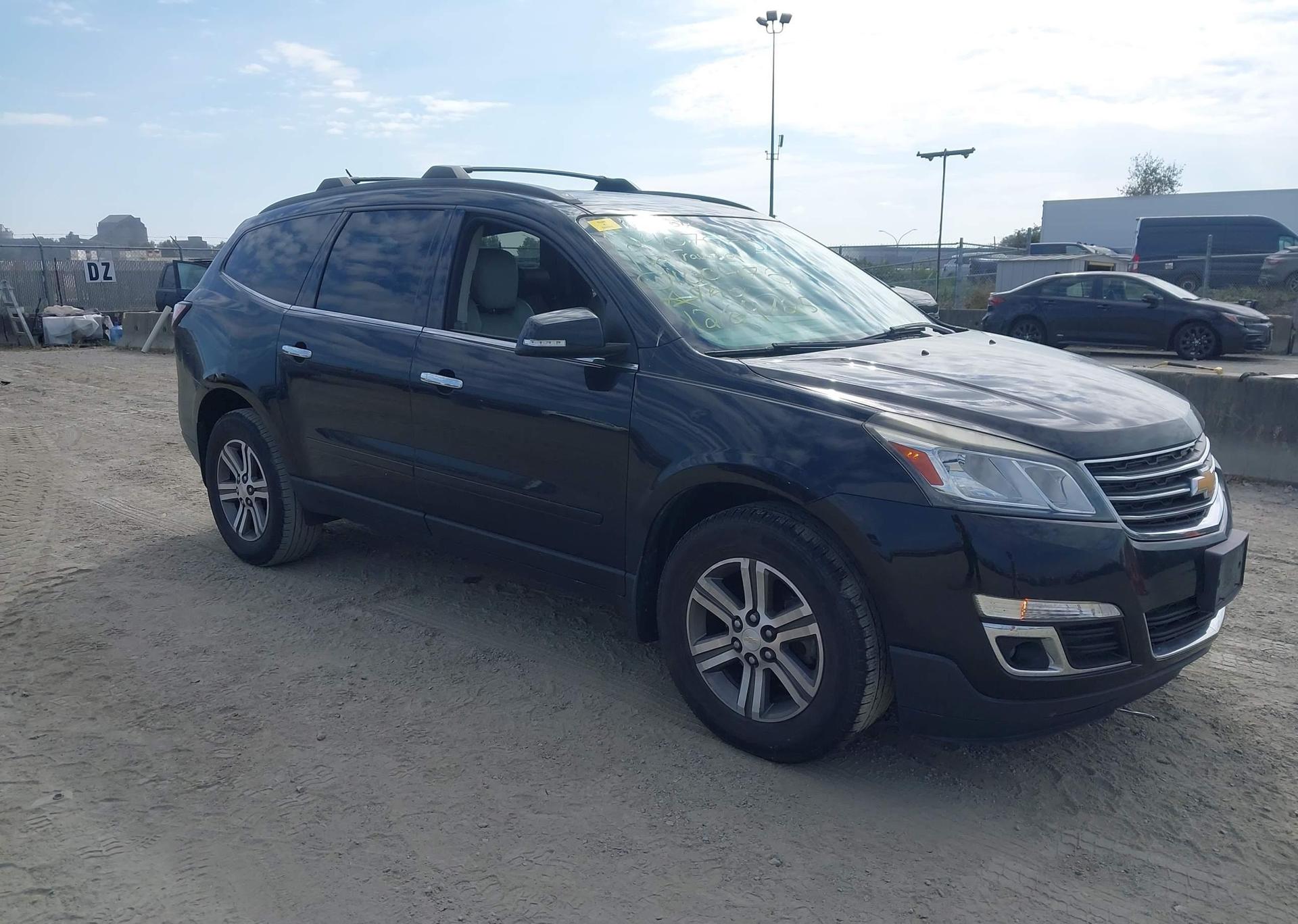 2017 CHEVROLET TRAVERSE LT