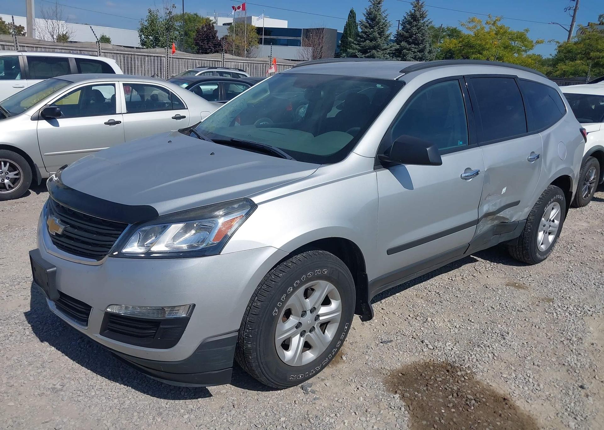2016 CHEVROLET TRAVERSE LS