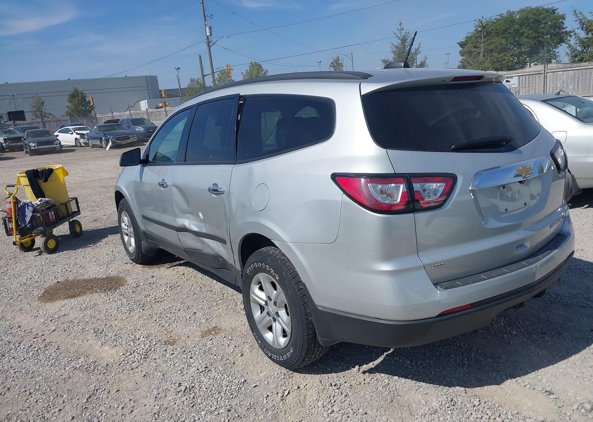2016 CHEVROLET TRAVERSE LS