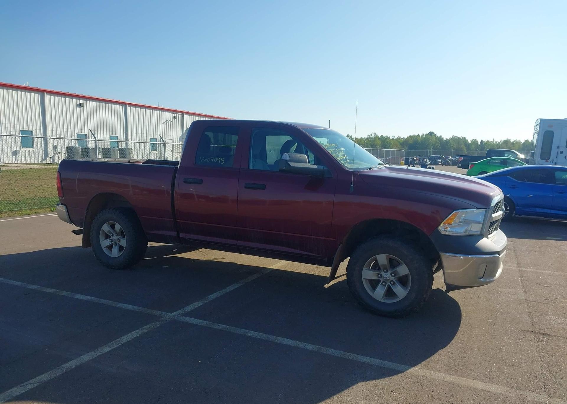 2017 RAM 1500 ST