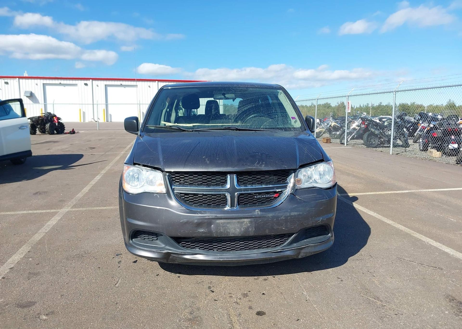 2016 DODGE GRAND CARAVAN SE