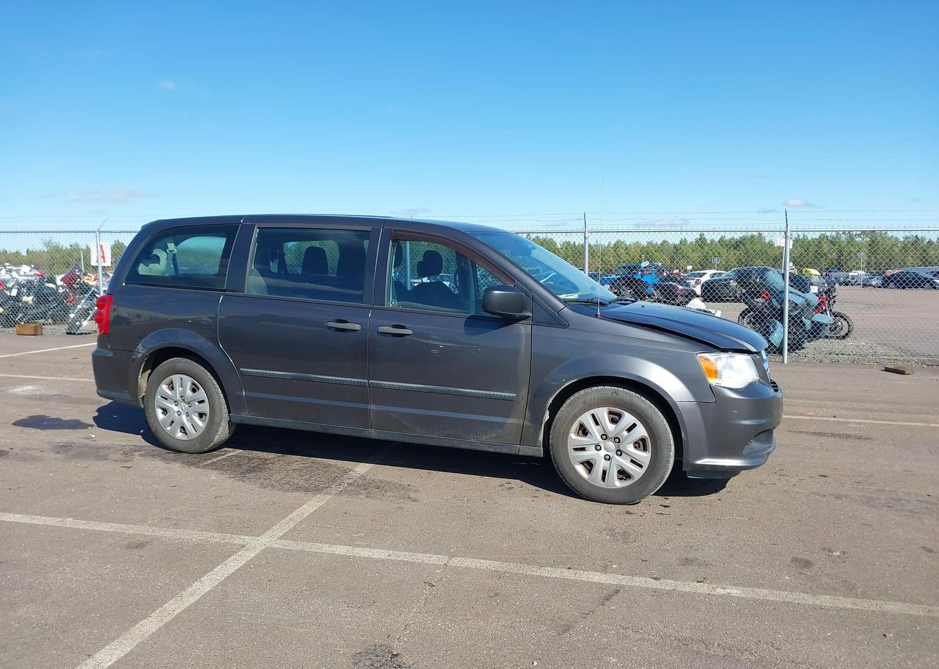 2016 DODGE GRAND CARAVAN SE