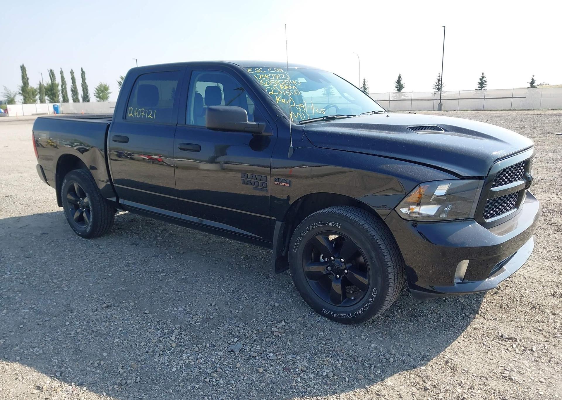 2023 RAM 1500 CLASSIC TRADESMAN