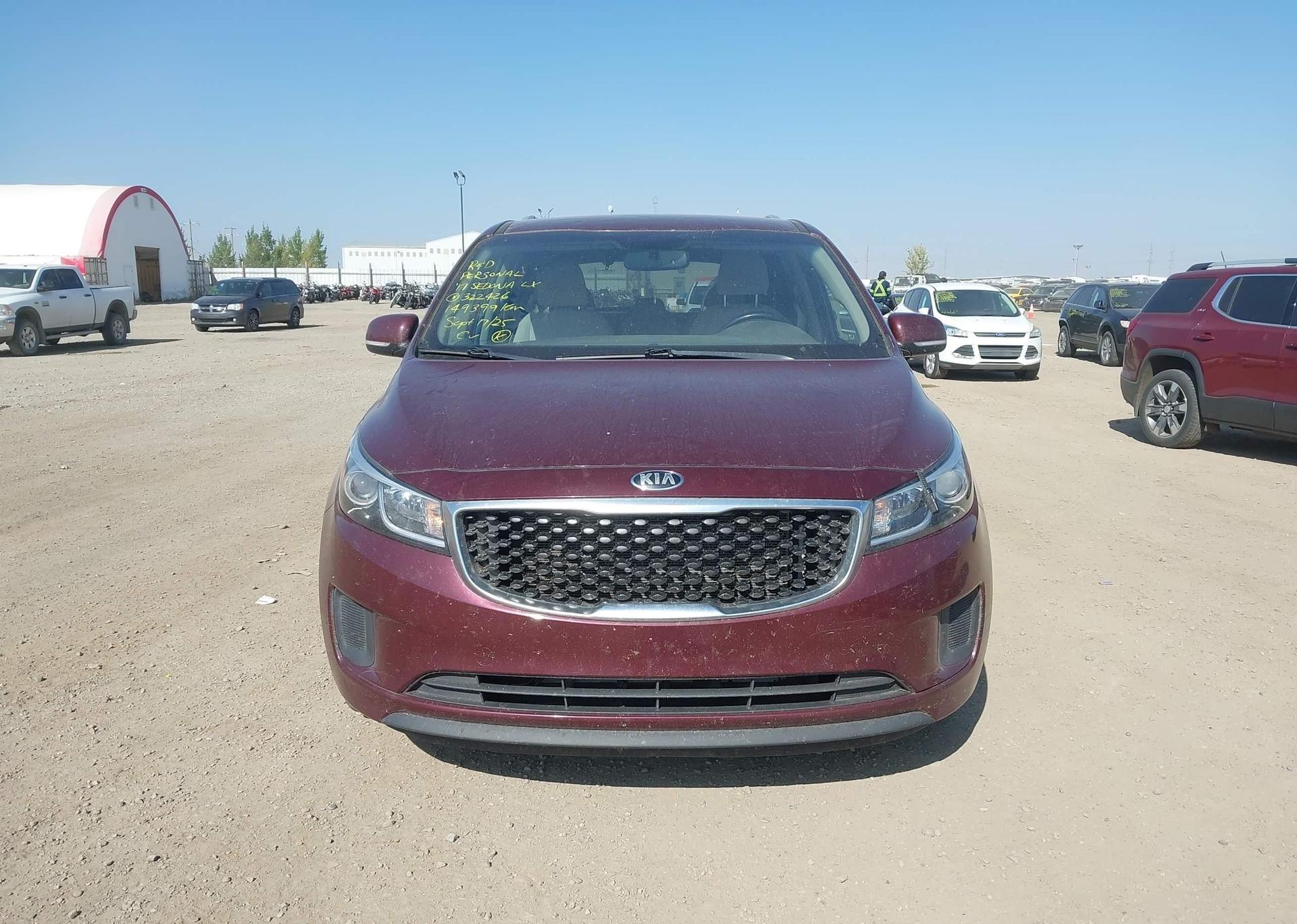 2017 KIA SEDONA LX