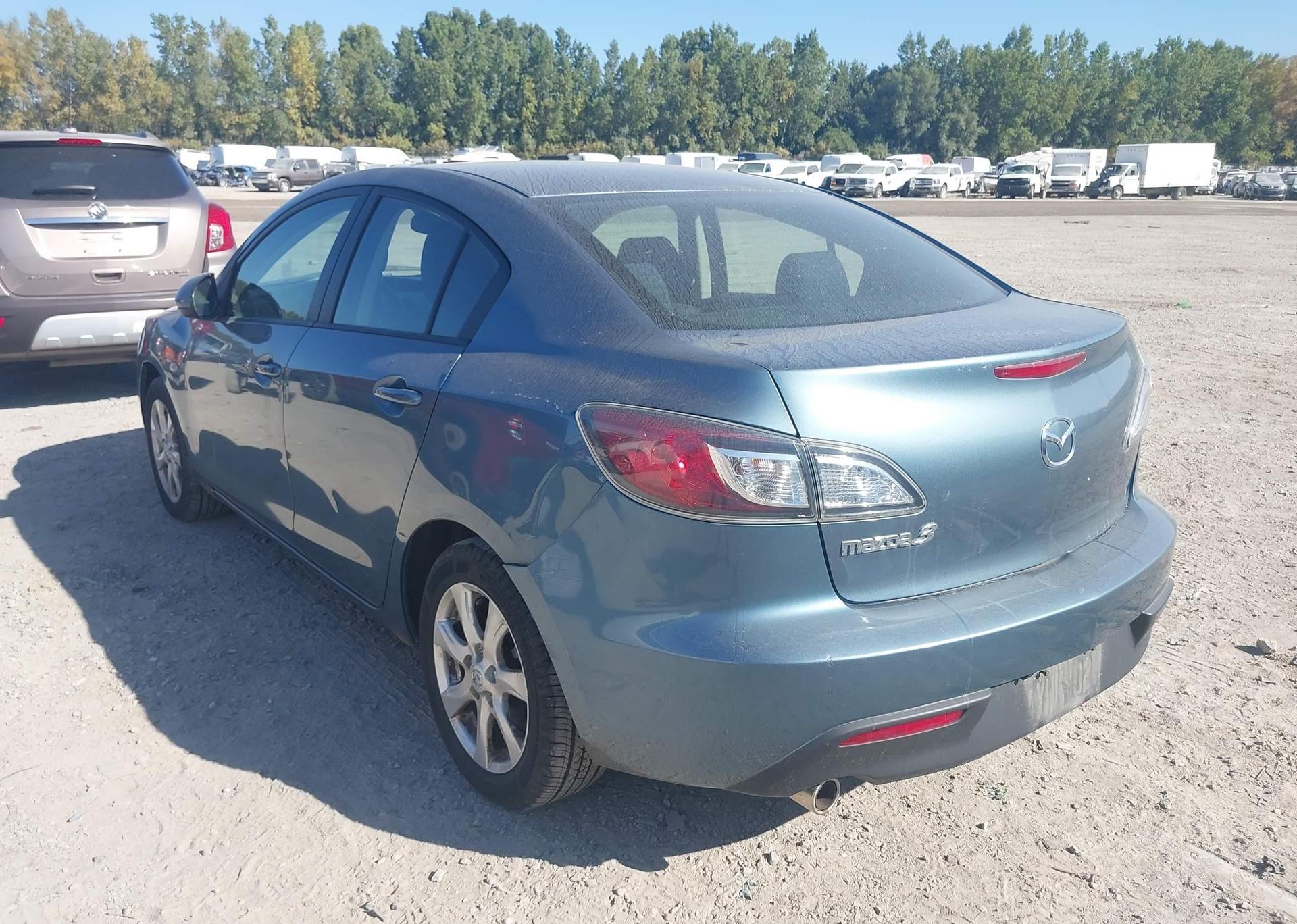 2010 MAZDA MAZDA3 GS