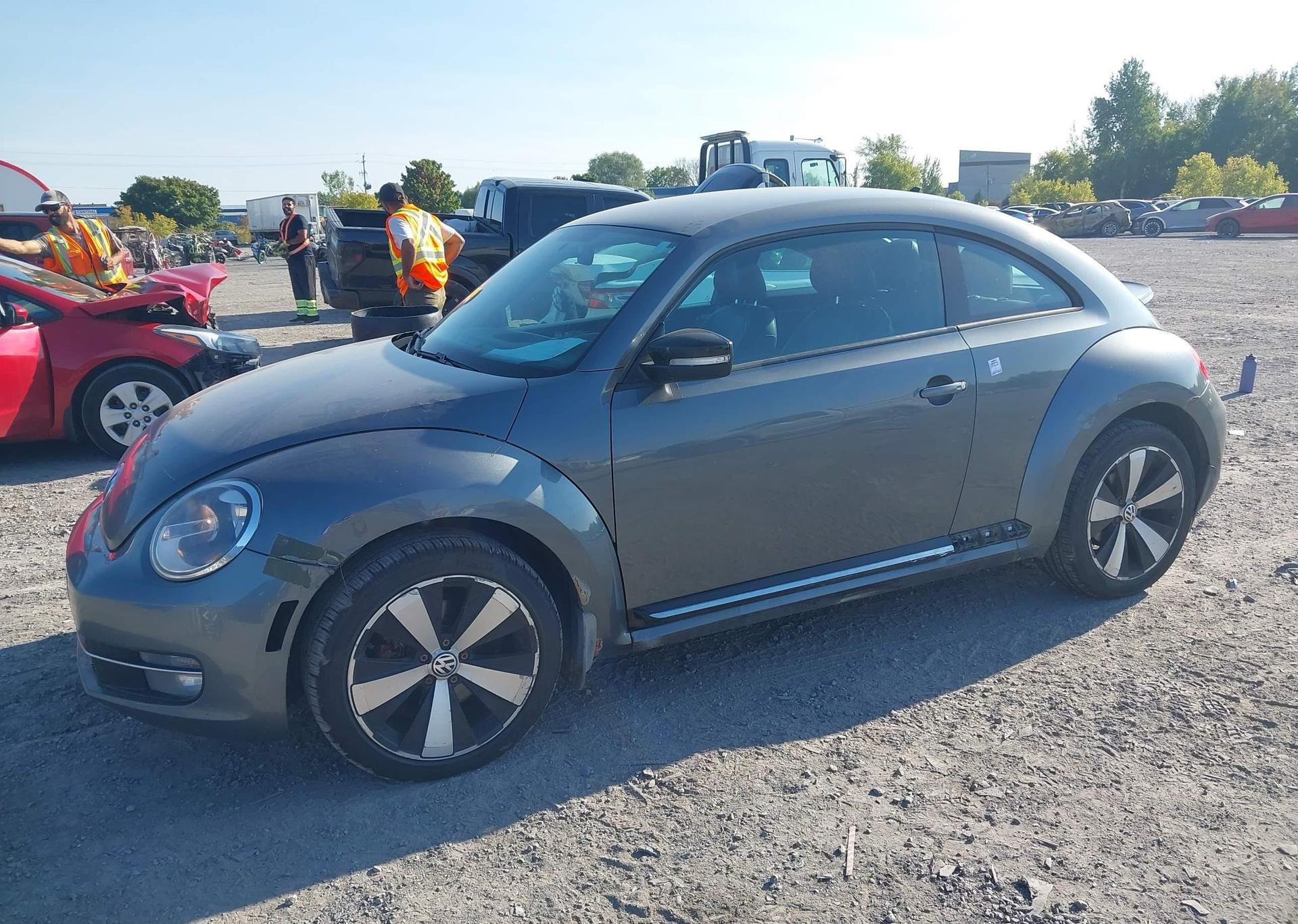 2012 VOLKSWAGEN BEETLE 2.0T