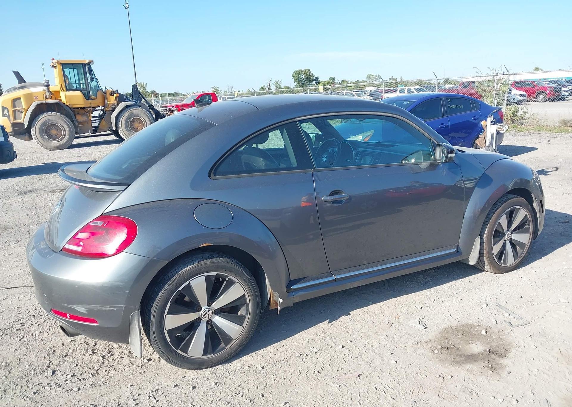 2012 VOLKSWAGEN BEETLE 2.0T