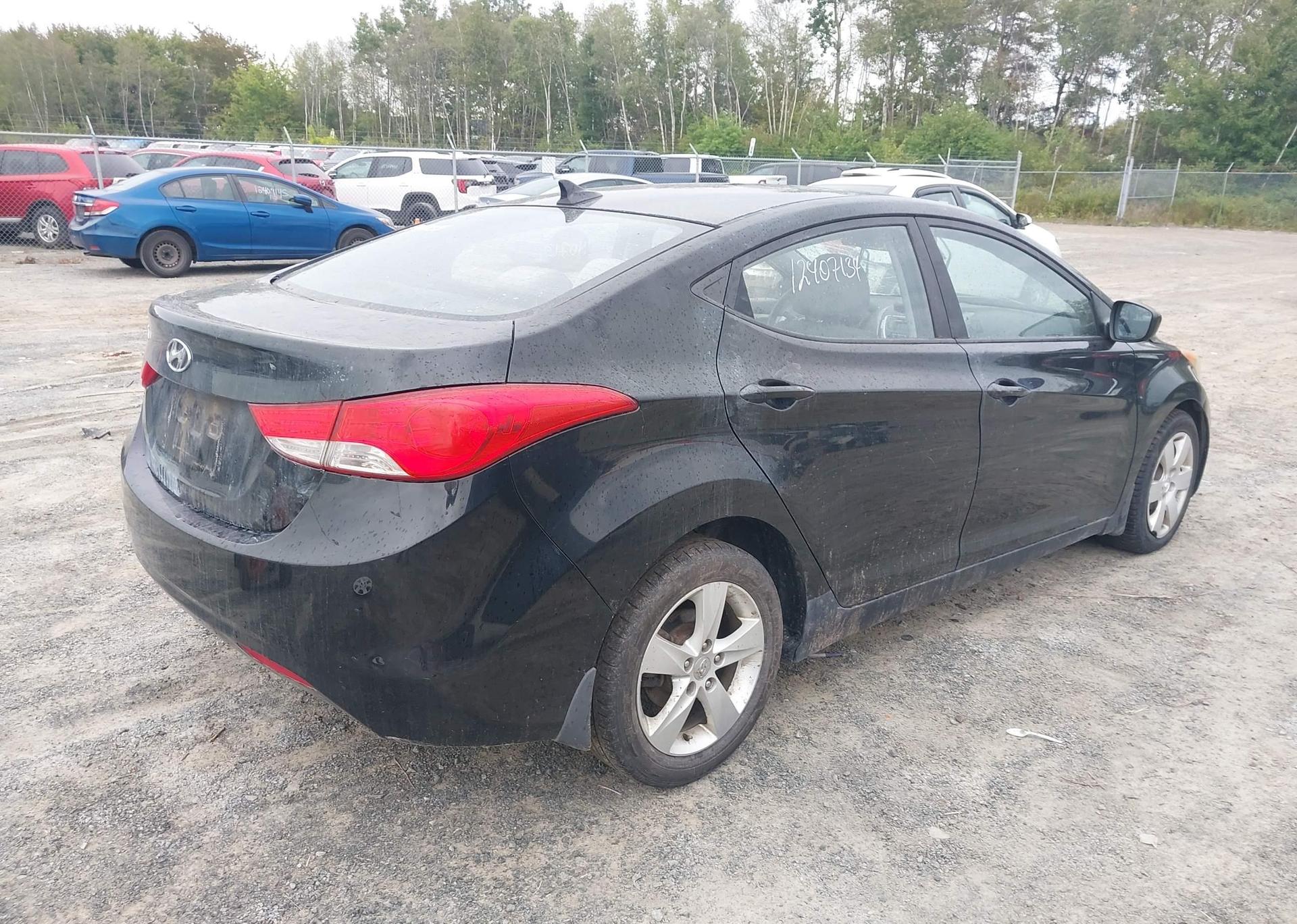 2011 HYUNDAI ELANTRA GLS