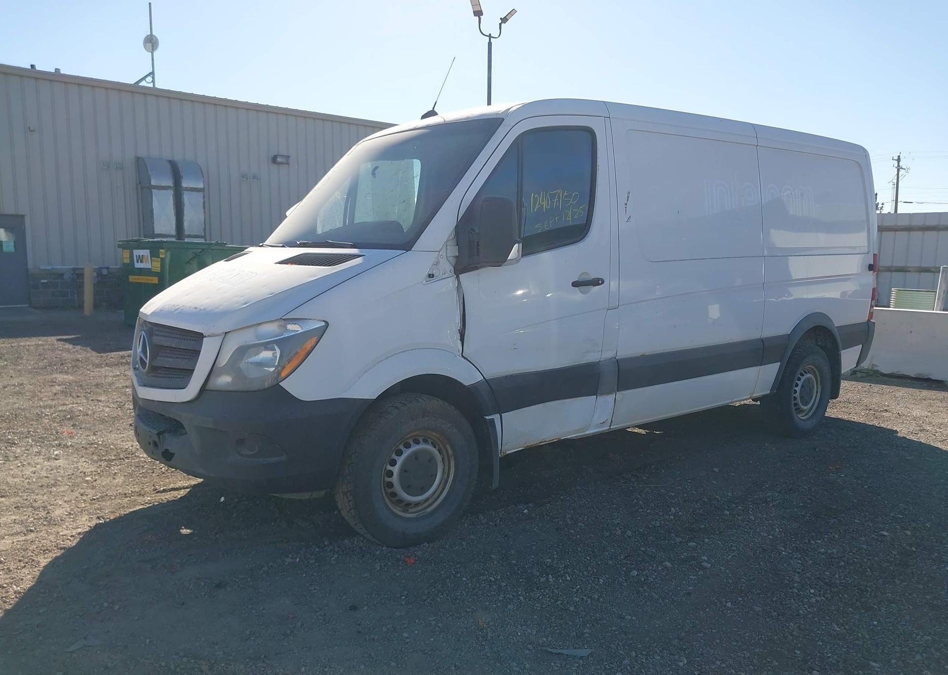 2016 MERCEDES-BENZ SPRINTER 2500 STANDARD ROOF V6