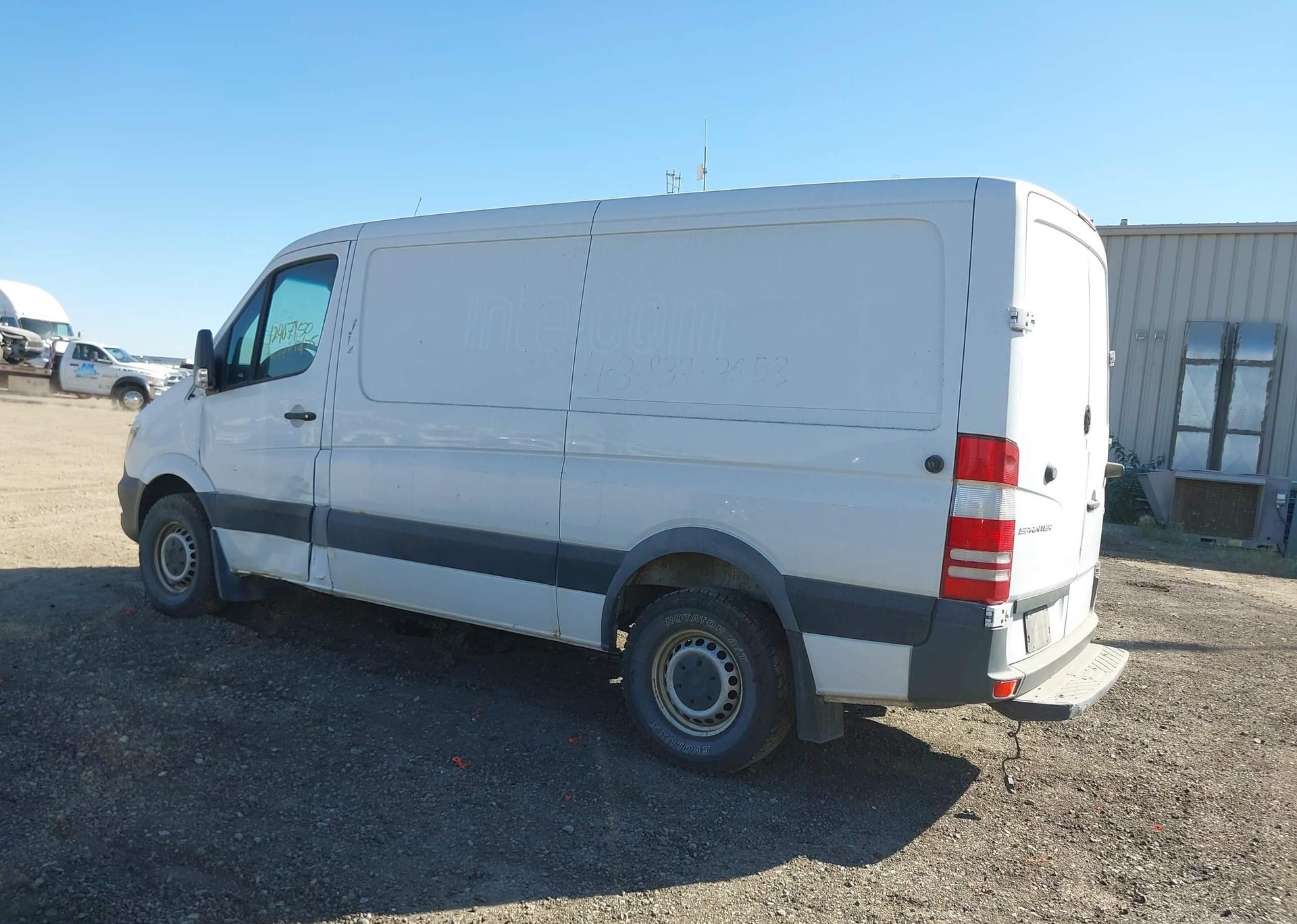 2016 MERCEDES-BENZ SPRINTER 2500 STANDARD ROOF V6