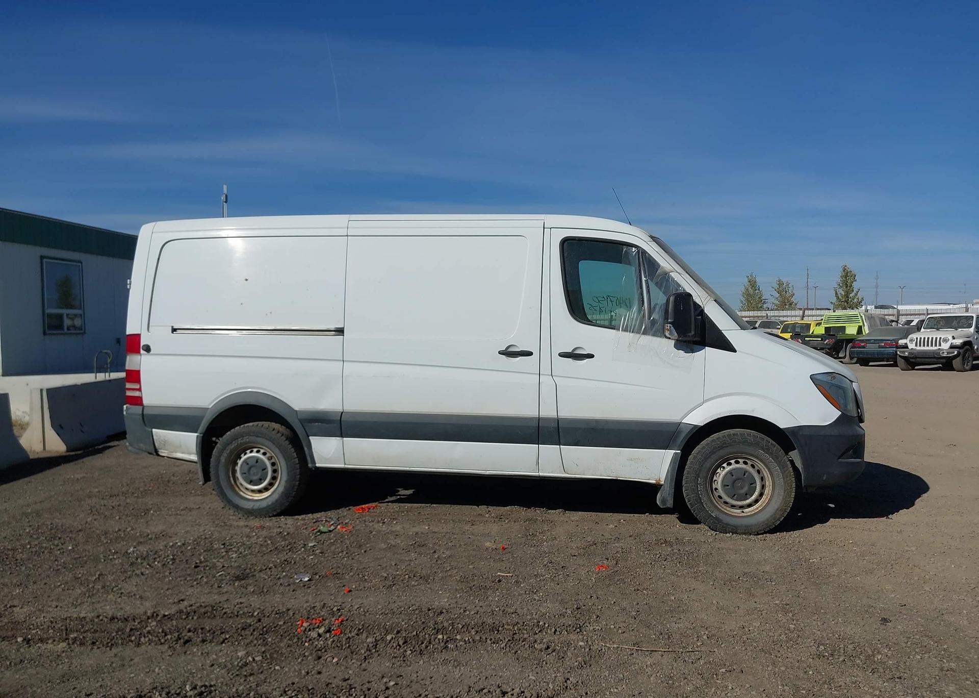 2016 MERCEDES-BENZ SPRINTER 2500 STANDARD ROOF V6