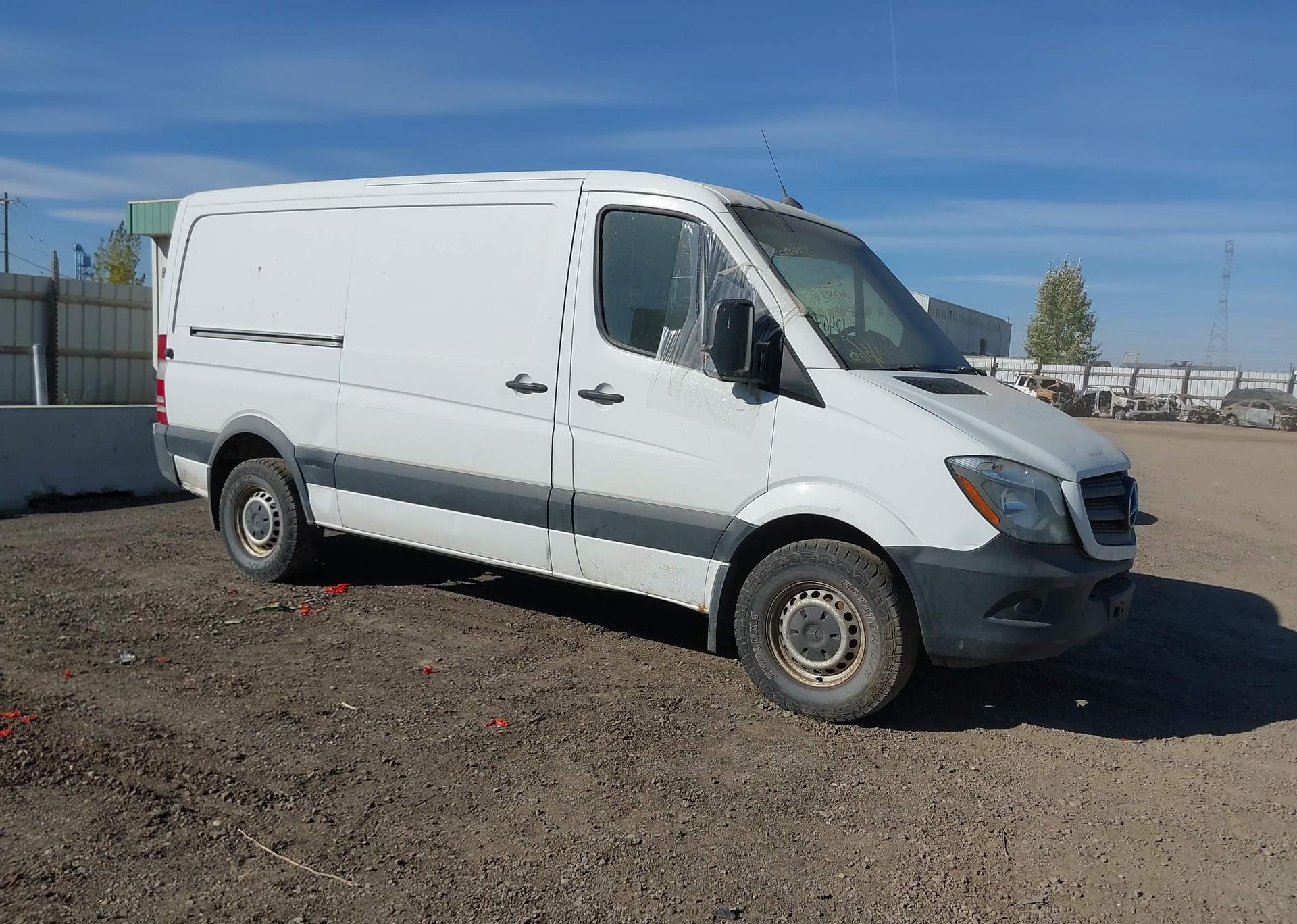2016 MERCEDES-BENZ SPRINTER 2500 STANDARD ROOF V6