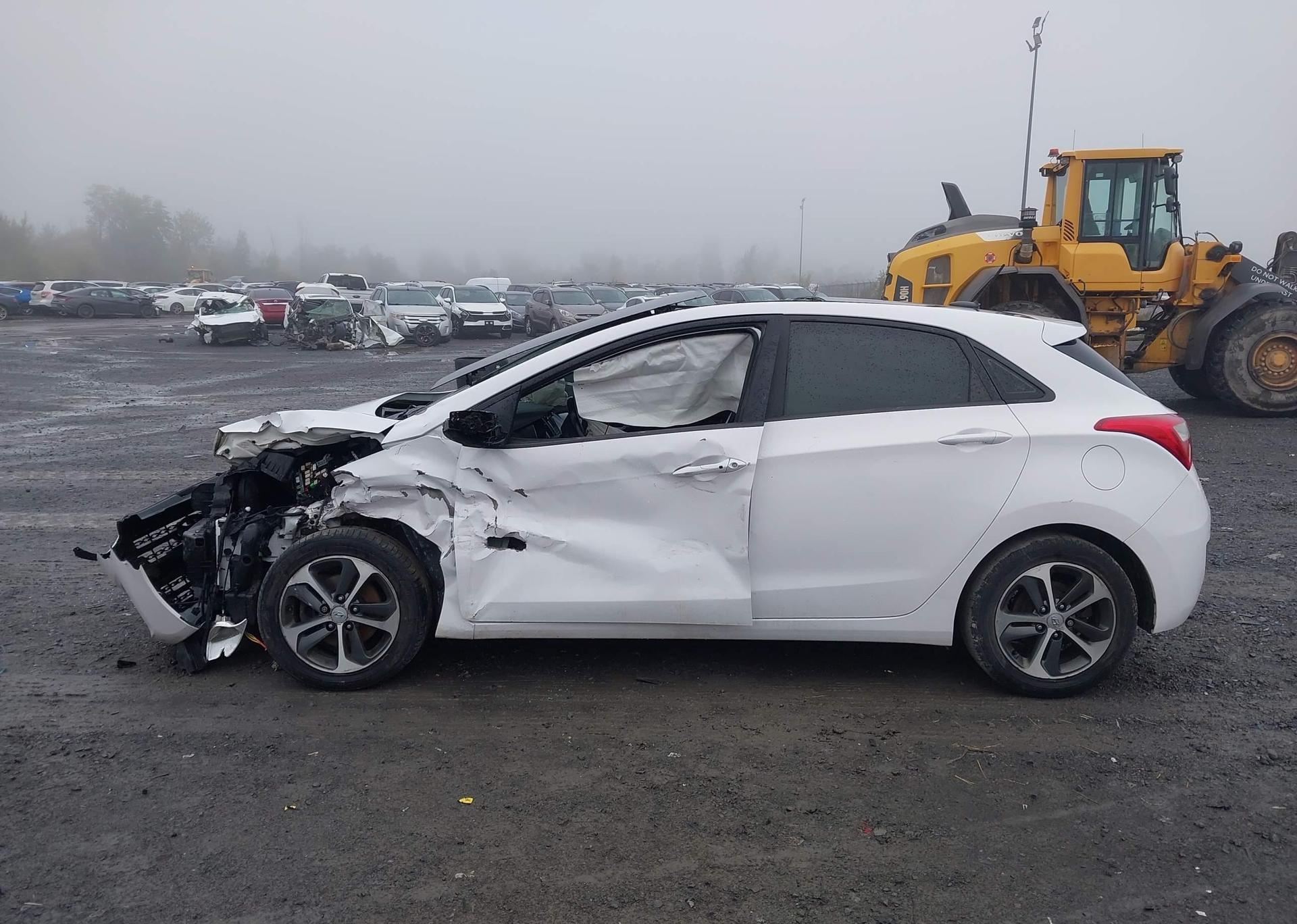 2016 HYUNDAI ELANTRA GT GLS