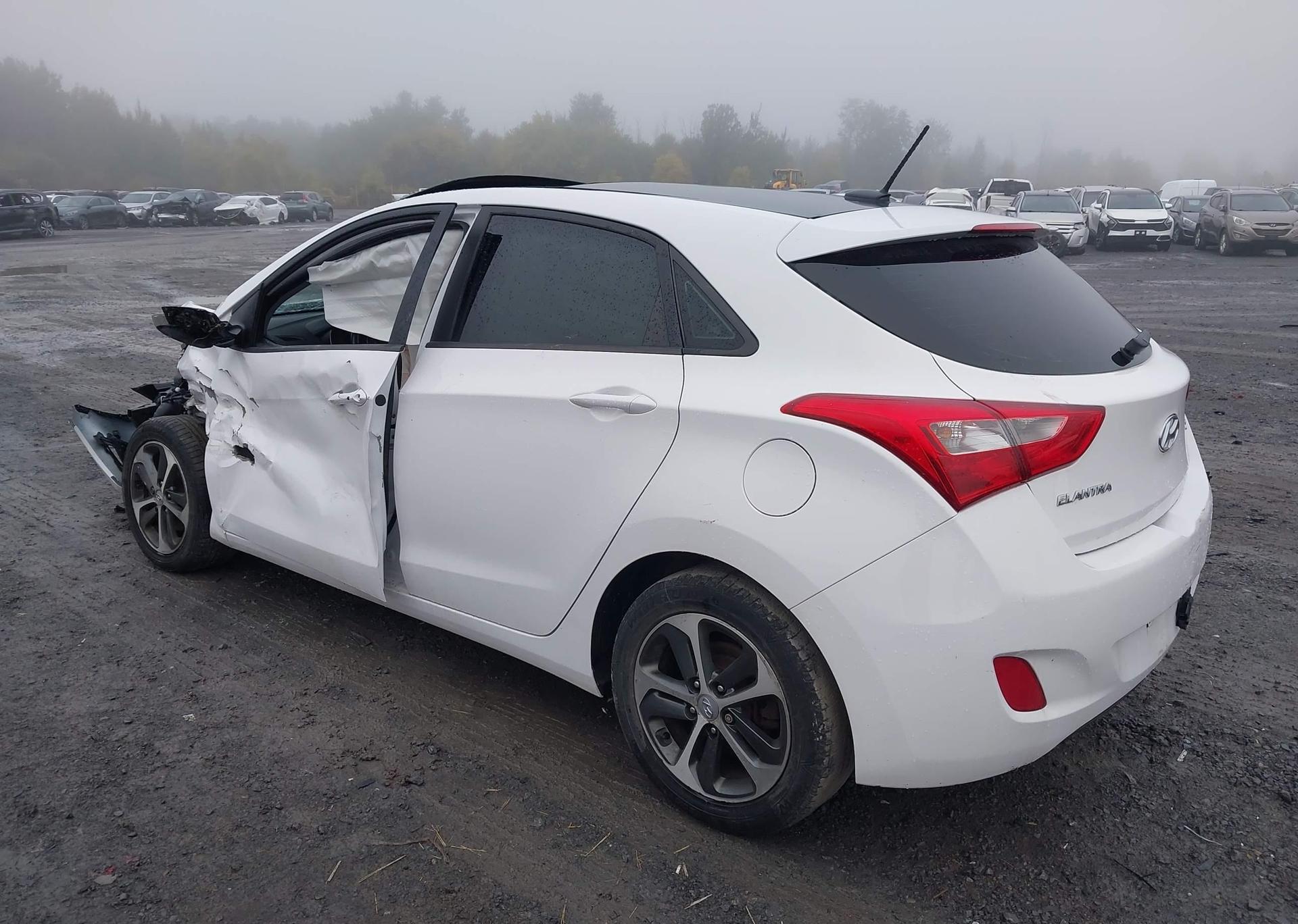 2016 HYUNDAI ELANTRA GT GLS