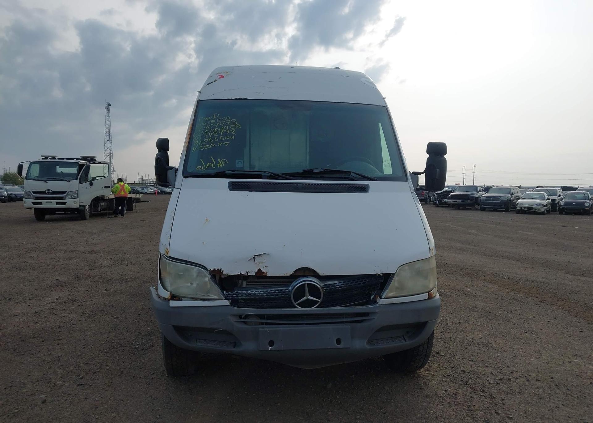 2003 MERCEDES-BENZ SPRINTER