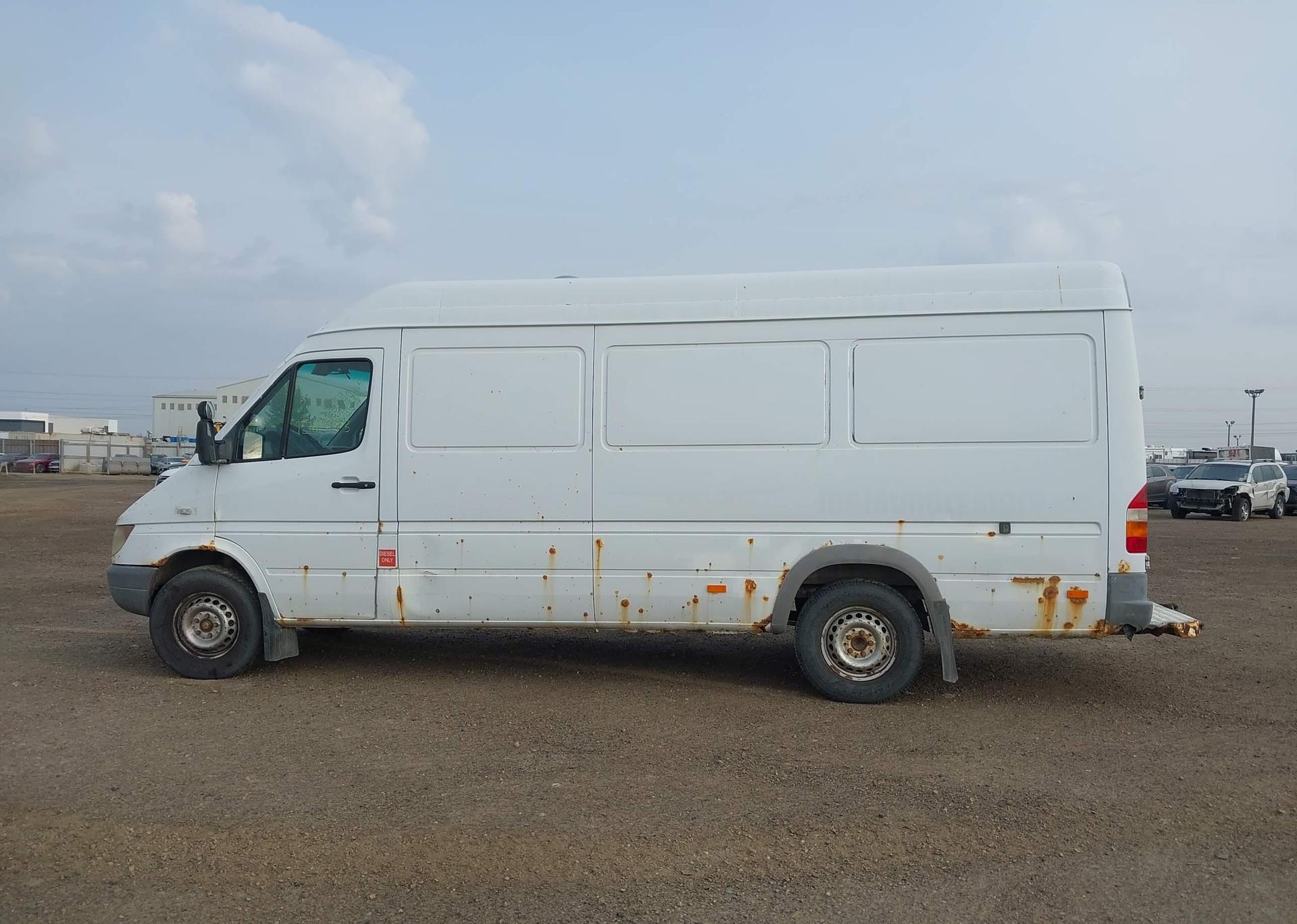 2003 MERCEDES-BENZ SPRINTER