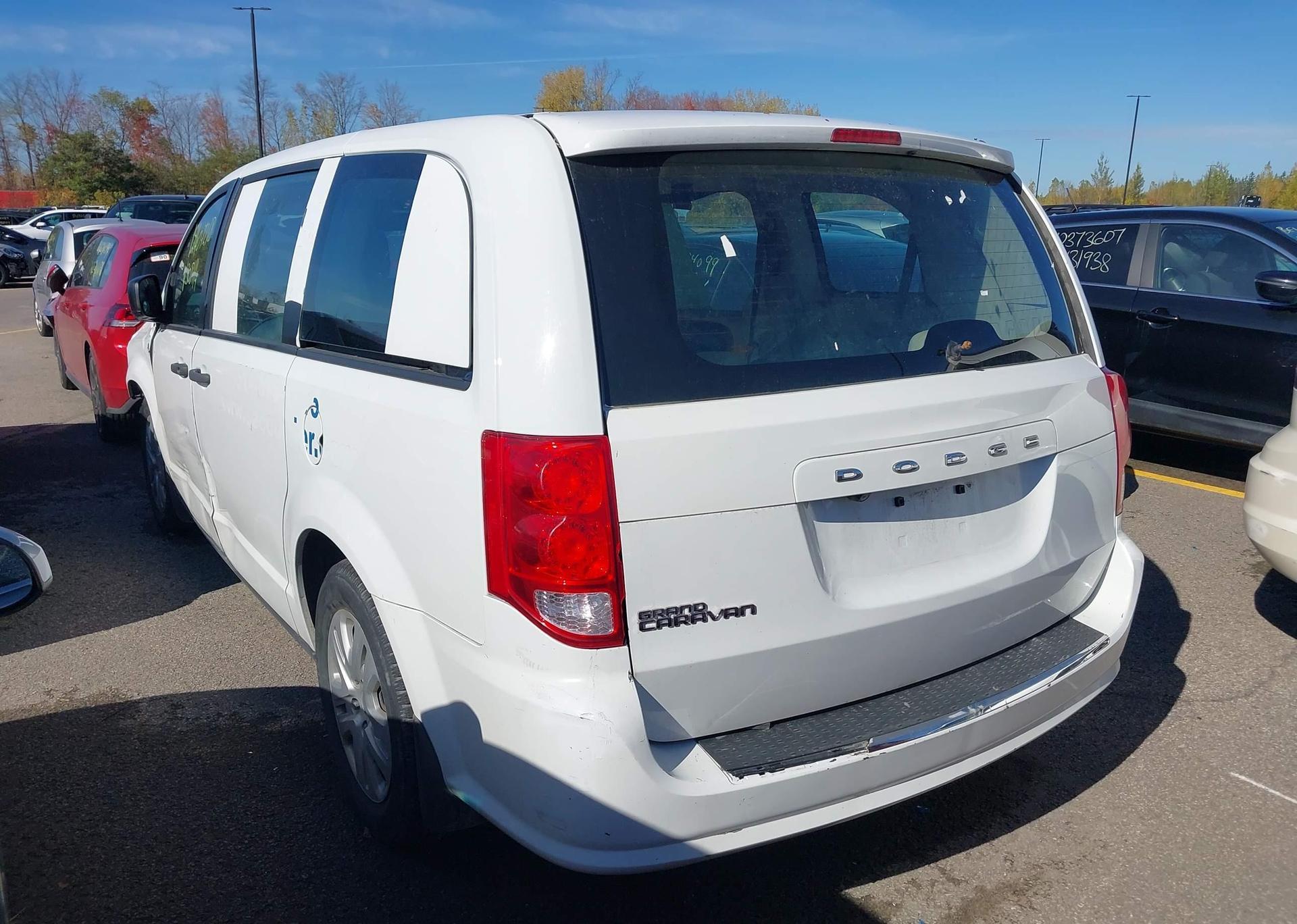 2018 DODGE GRAND CARAVAN SE