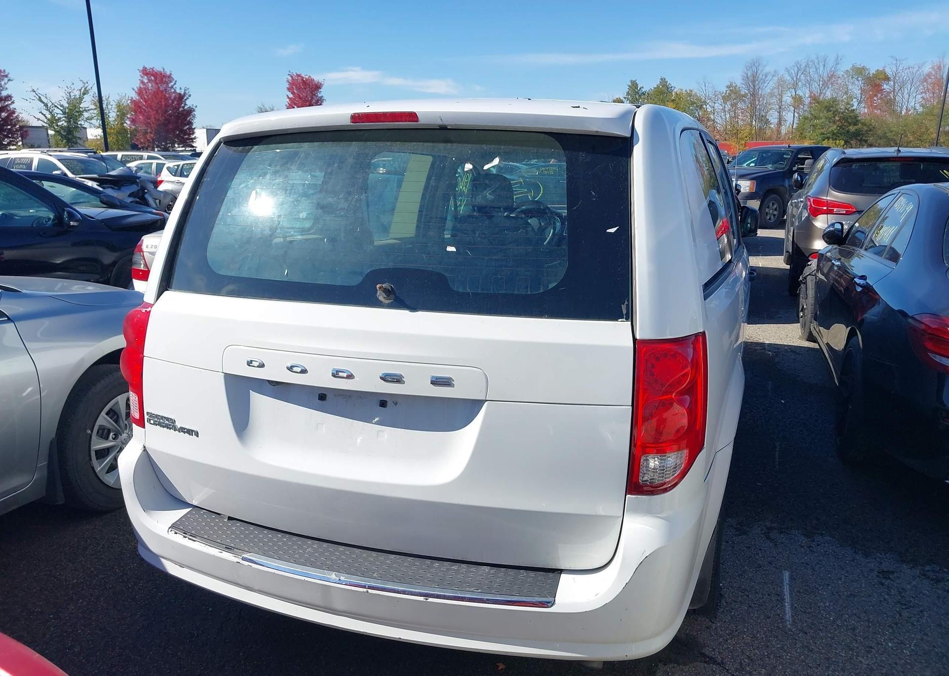 2018 DODGE GRAND CARAVAN SE
