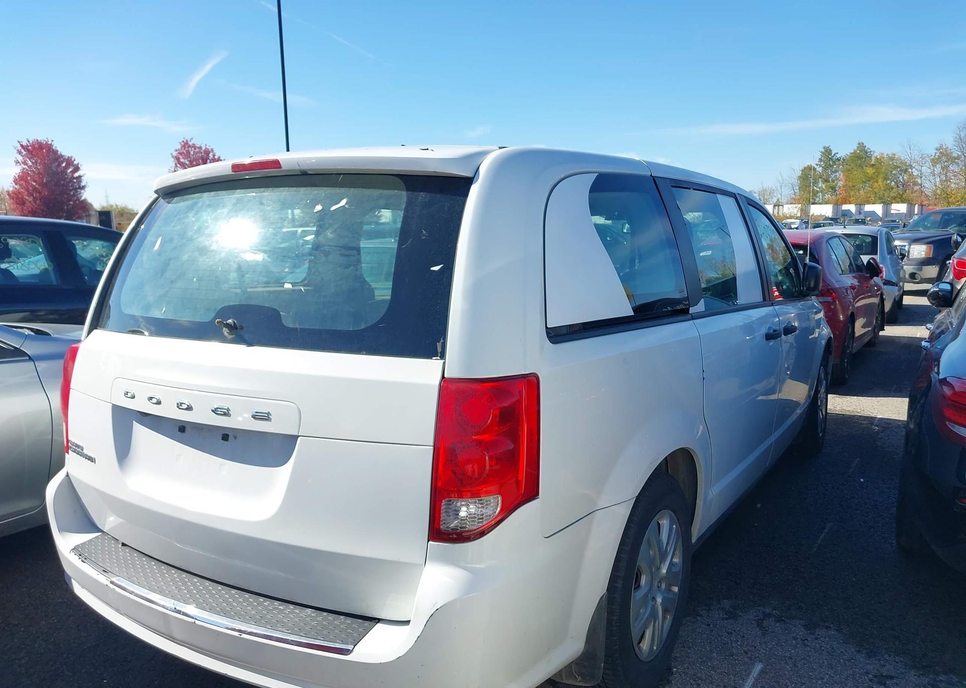 2018 DODGE GRAND CARAVAN SE