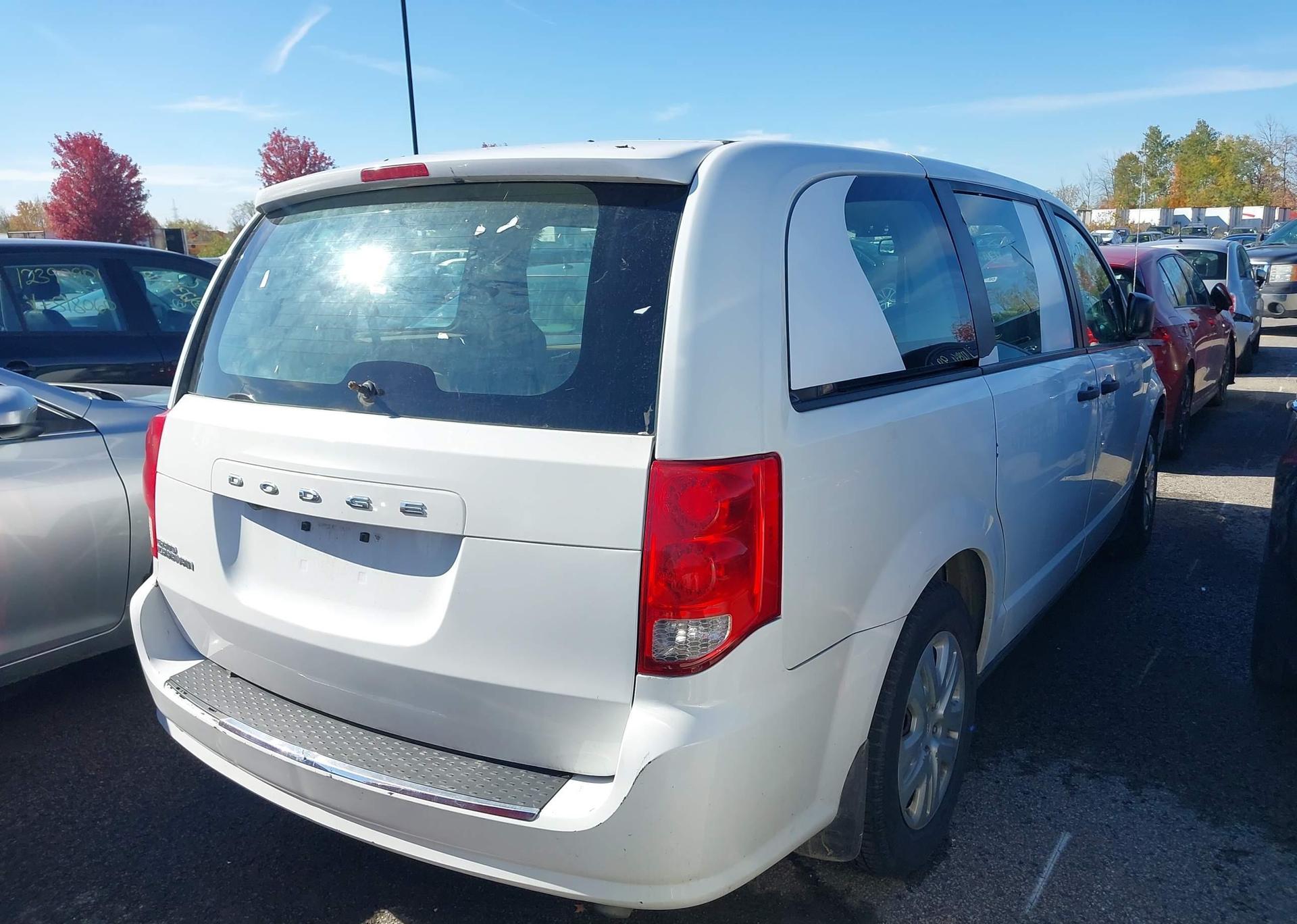 2018 DODGE GRAND CARAVAN SE
