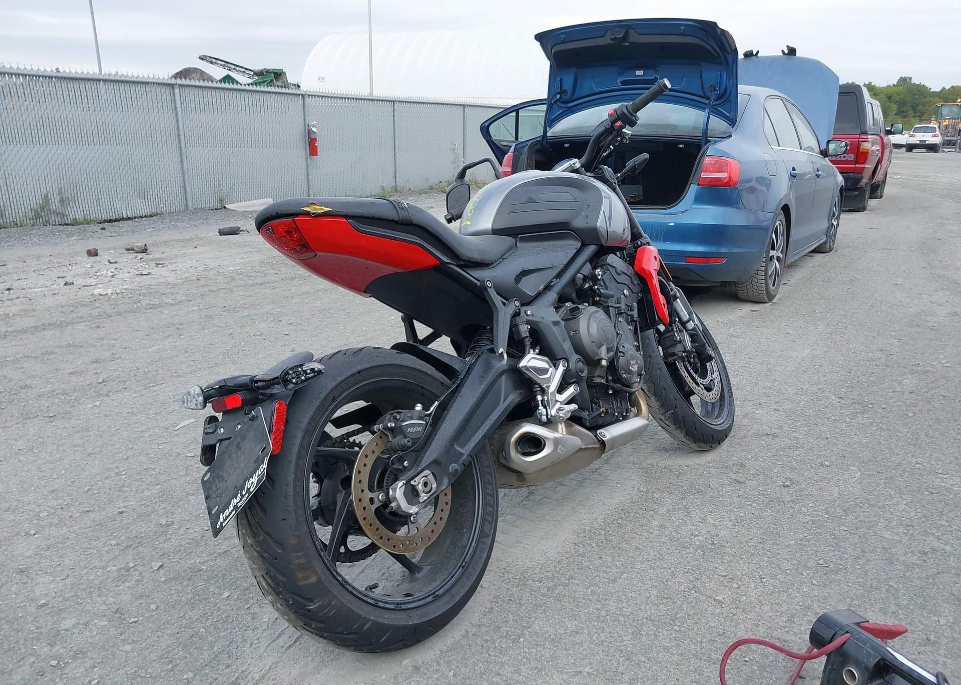 2022 TRIUMPH MOTORCYCLE TRIDENT 660