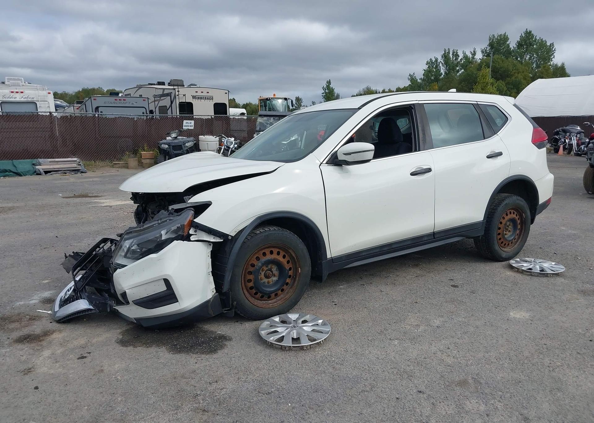 2017 NISSAN ROGUE