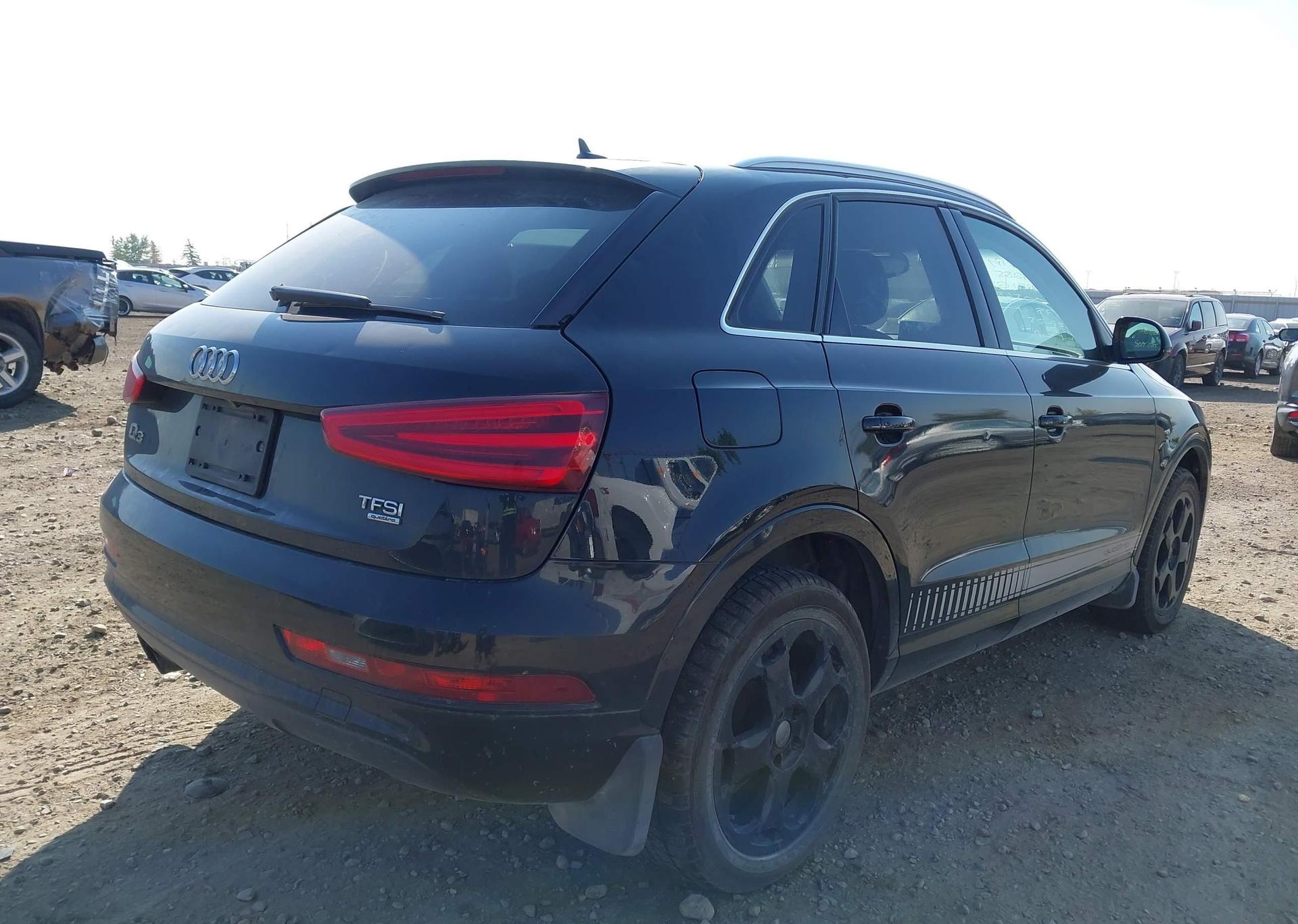 2015 AUDI Q3