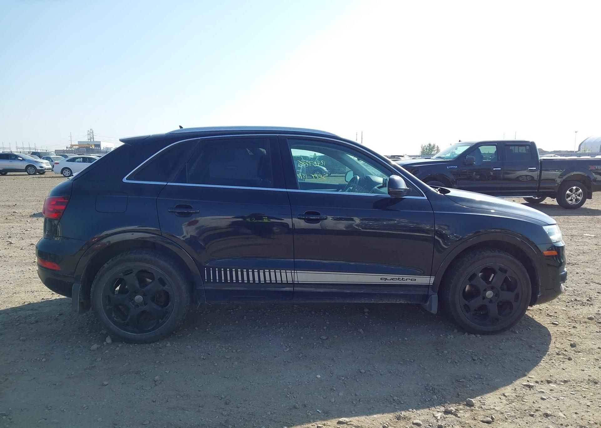 2015 AUDI Q3
