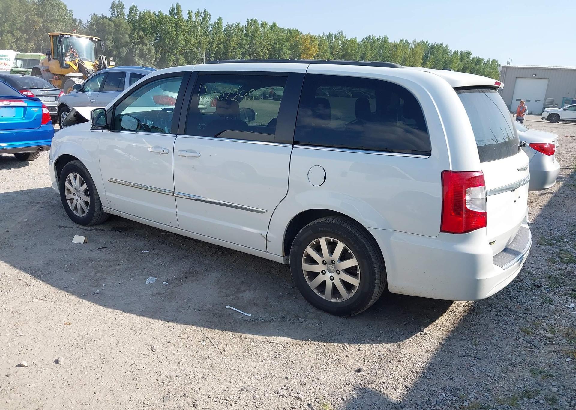 2015 CHRYSLER TOWN & COUNTRY TOURING